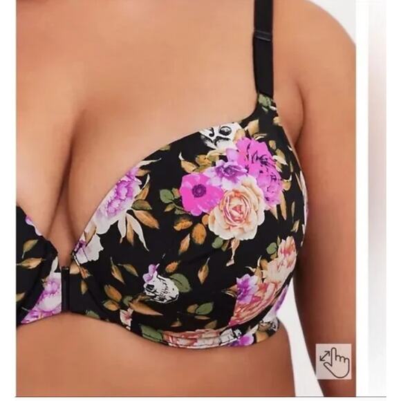 NWT Torrid Curve T-Shirt Lightly Lined Front Close Floral Skull Bra Size 46C - Picture 5 of 11